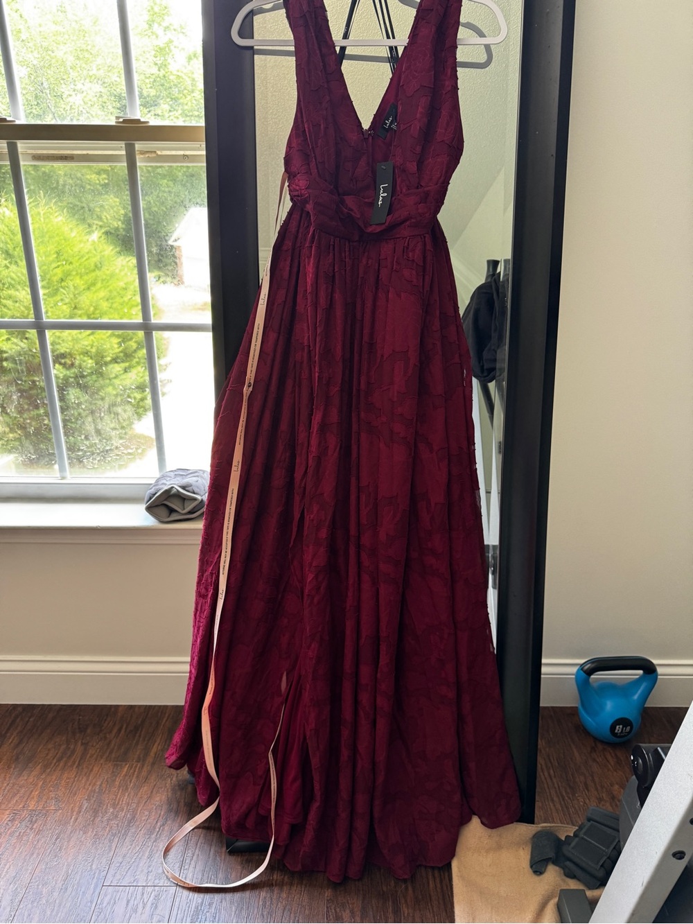 Lulu's Burgundy Plunging Maxi Gown with Side Slit - Picture 3 of 4